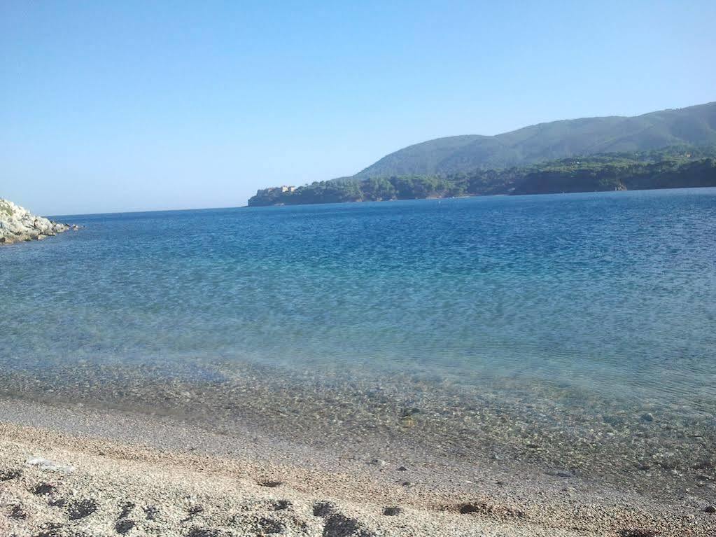 Hotel Due Torri Porto Azzurro Dış mekan fotoğraf